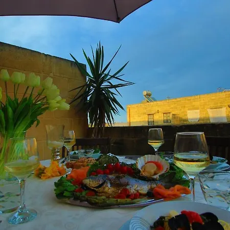 W, Villagg San Guzepp